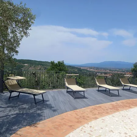 La Di Giulia Landhuis *